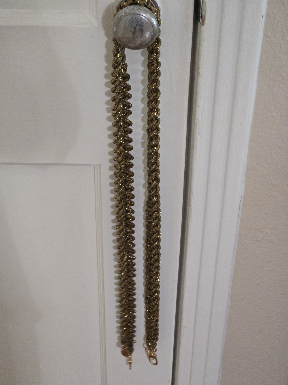 RockNot 46" Antique Gold, Glitter Lace Strap New, Never Used - Picture 2 of 3
